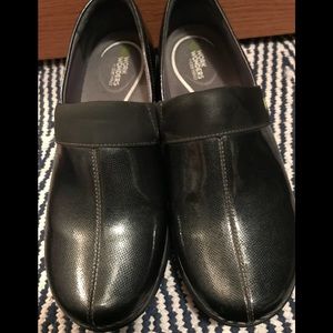 Dansko Wonder works shoes lots of life left .